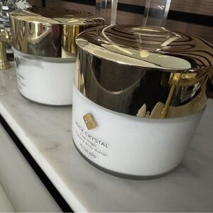 ROCK CRYSTAL
Free Magic
Supreme the best Body Butter for super smooth skin